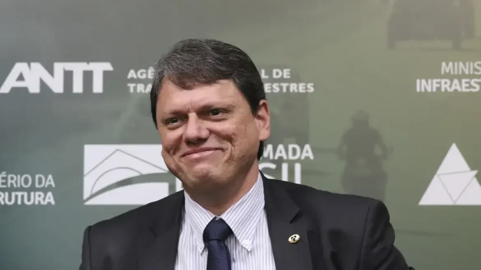 Gestão Tarcísio é aprovada por 63,2% dos paulistas, aponta pesquisa