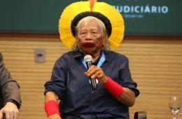 Cacique Raoni apresenta melhora após cirurgia em São Paulo e segue recuperação sob cuidados médicos