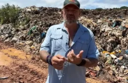 Em documentário, Richard Rasmussen expõe lixão a céu aberto que ameaça rios e comunidades no Amazonas