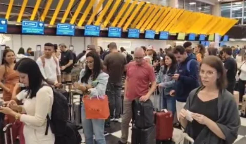 Pane no sistema de comunicação suspende pousos e decolagens em São Paulo e provoca atrasos em voo