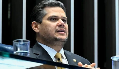 Alcolumbre marca reunião para discutir tramitação da PEC que põe fim à escala 6×1 no Senado