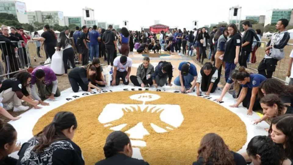 Corpus Christi é feriado ou ponto facultativo? Entenda regras