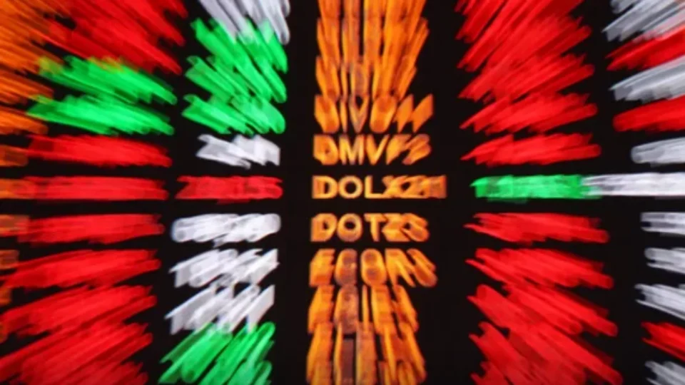 Bolsa sobe 1,16%, e dólar cai para R$ 5, apesar de medida dos EUA