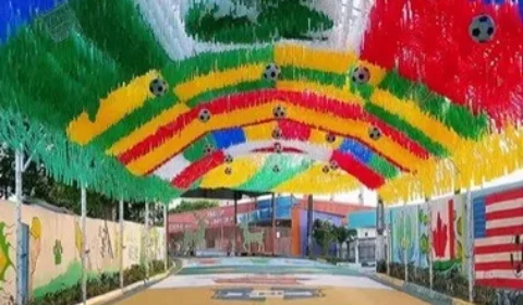 Garis artistas inauguram “Rua do Futebol” em Manaus