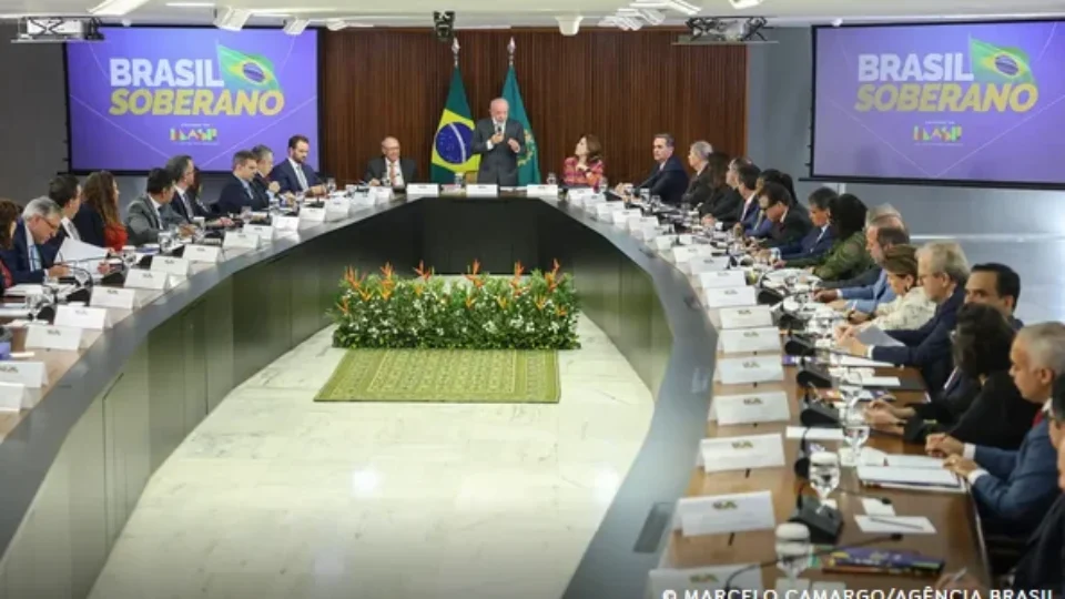 Brasil vai buscar novos parceiros para dimunuir impactos comerciais