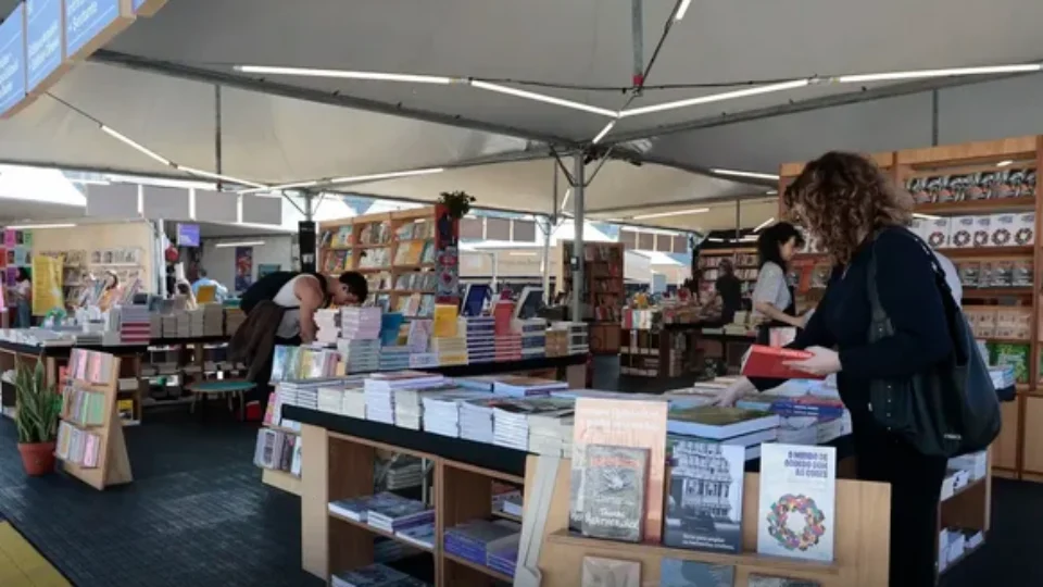 Feira do Livro de SP terá participação de diretor da EBC em painel
