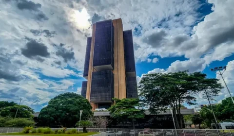 PEC no Senado facilita cooptação do Banco Central, dizem economistas