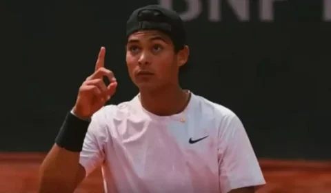 Guto Miguel se torna 1º brasileiro campeão juvenil em Roland Garros