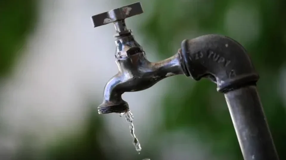 Mais de 2 bilhões de pessoas estão sem acesso seguro à água potável