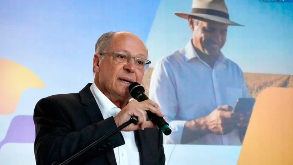 Alckmin anuncia início das operações da linha de R$ 14 bilhões para modernizar o campo