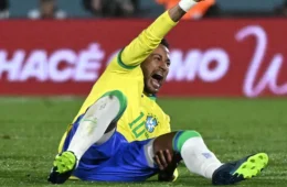 Exame aponta melhora, mas Neymar segue fora dos treinos e desfalca estreia da Seleção nos EUA