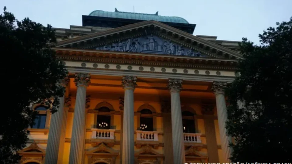 Biblioteca Nacional abre inscrições para Prêmio Literário 2026