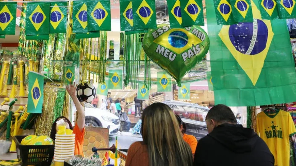 Clima de Mundial já movimenta a 25 de Março e aumenta procura por looks nas cores do Brasil