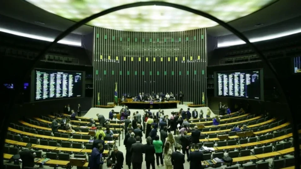 Entenda os próximos passos do projeto para reduzir a maioridade penal