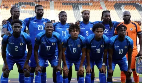 Haiti é obrigado a alterar camisas para o Mundial 2026