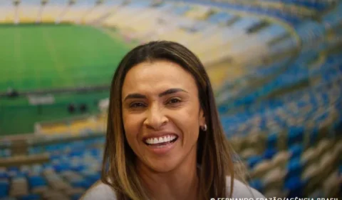 Com Marta como embaixadora, Tesouro quer atrair mais investidores