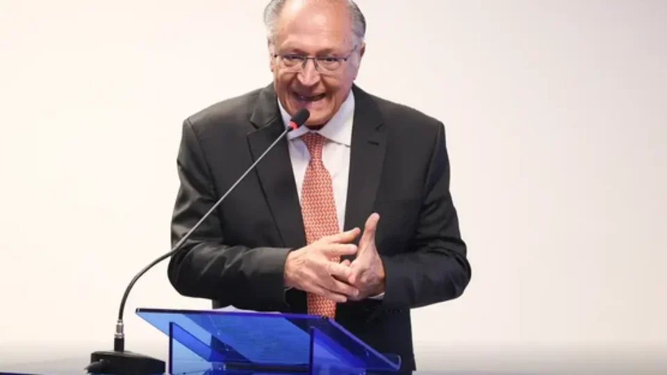 Governo vai defender retomada de obras da Transordestina junto ao TCU