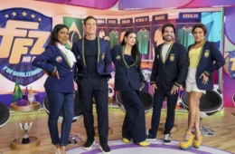 Mudou tudo! SBT transforma estúdio do Fofocalizando em “arena” por causa de torneio mundial e mexe até nas roupas dos apresentadores