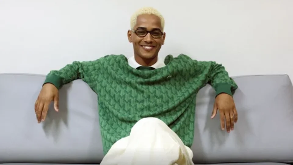 Diretor brasileiro premiado aposta no cinema para mudar realidades