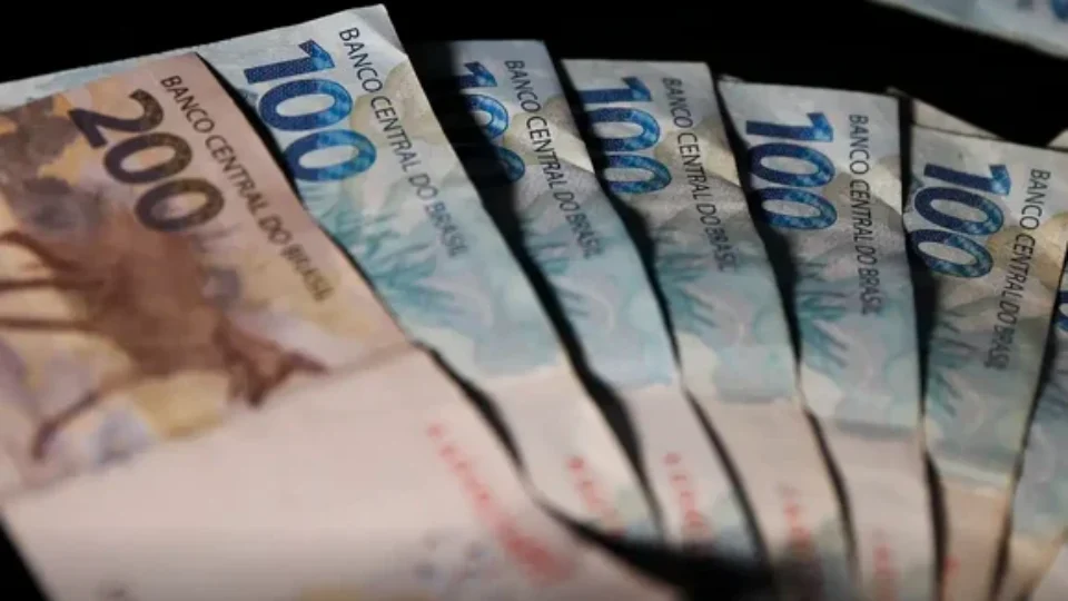 União paga R$ 834,8 milhões em dívidas de estados e municípios em maio