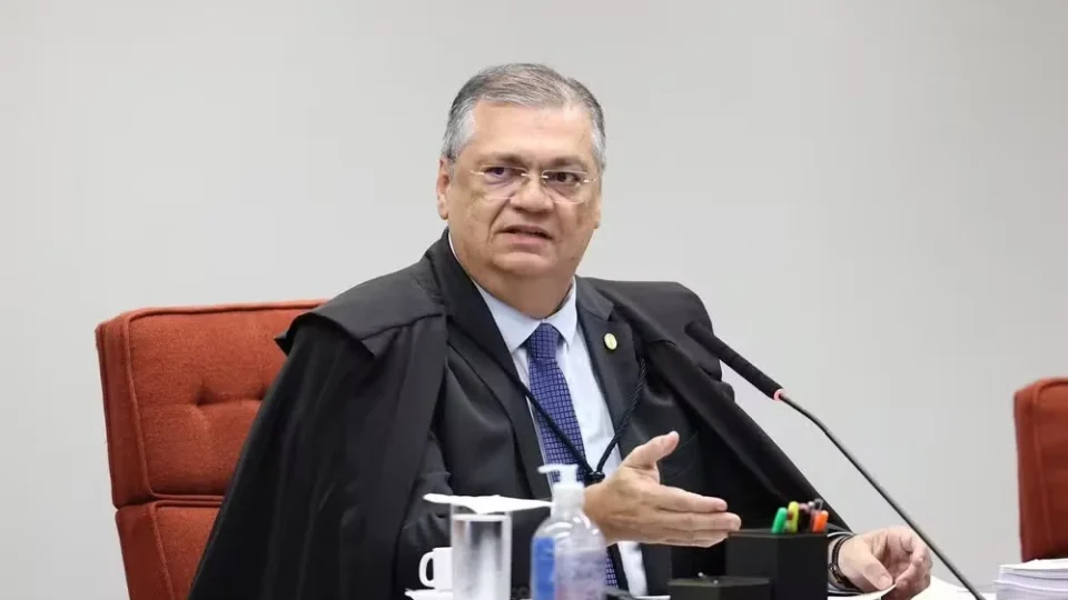 Flávio Dino mantém decisão do STF e reforça regra eleitoral que pode influenciar disputa pelo Governo de Roraima