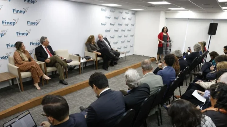 Programa destina R$ 360 milhões a pequenas empresas inovadoras