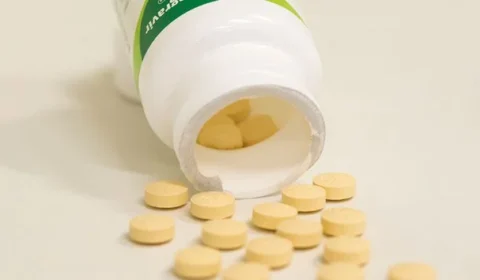 Ministério da Saúde amplia acesso a medicamento para pessoas vivendo com HIV ou aids