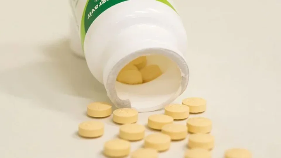 Ministério da Saúde amplia acesso a medicamento para pessoas vivendo com HIV ou aids
