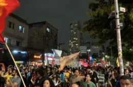 Estudantes protestam contra cortes nas universidades de SP