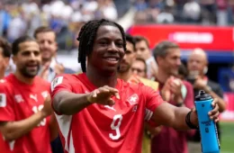 Show do reserva: Suíça atropela Bósnia por 4 a 1 e coloca um pé na próxima fase do Mundial