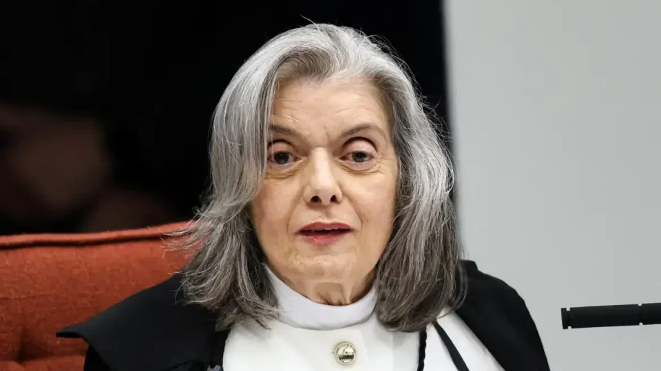 Cármen Lúcia: Judiciário deve buscar credibilidade, não popularidade