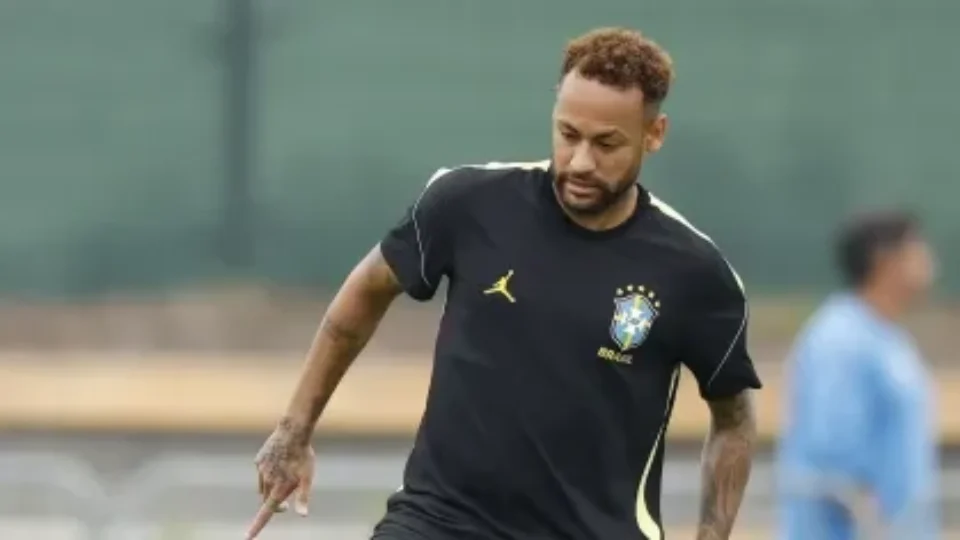 ‘Neymar é o primeiro convocado home office do mundo’, brinca Lula ao mencionar post nas redes