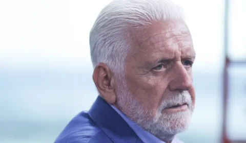 PF descobre mensagens de dono do Banco Master sobre recado a Lula por meio de Jaques Wagner