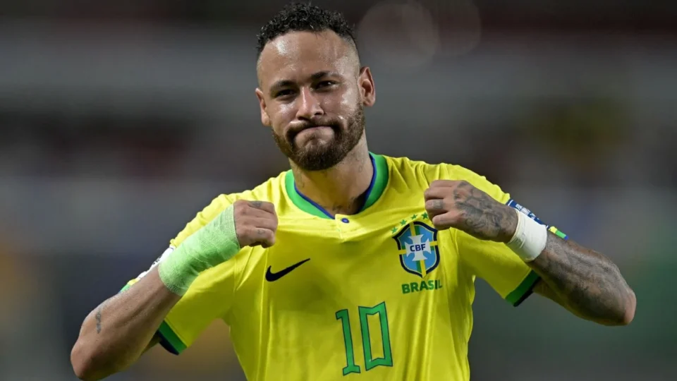 Com direito a “chocolate” e estreia de Neymar, Brasil amassa a Escócia por 3 a 0 e vai voando para o mata-mata