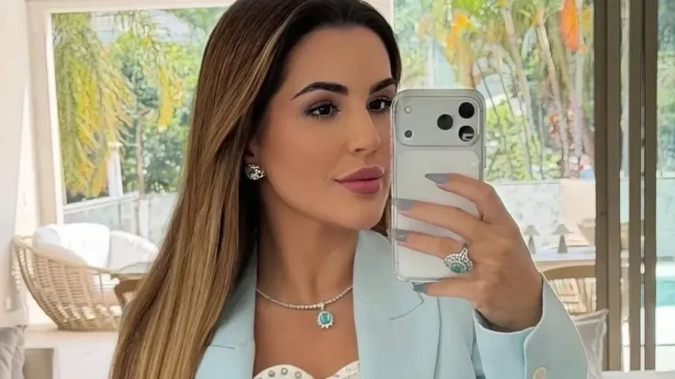 Mesmo suspensa pela OAB, Deolane Bezerra continuará em cela especial, afirma SAP