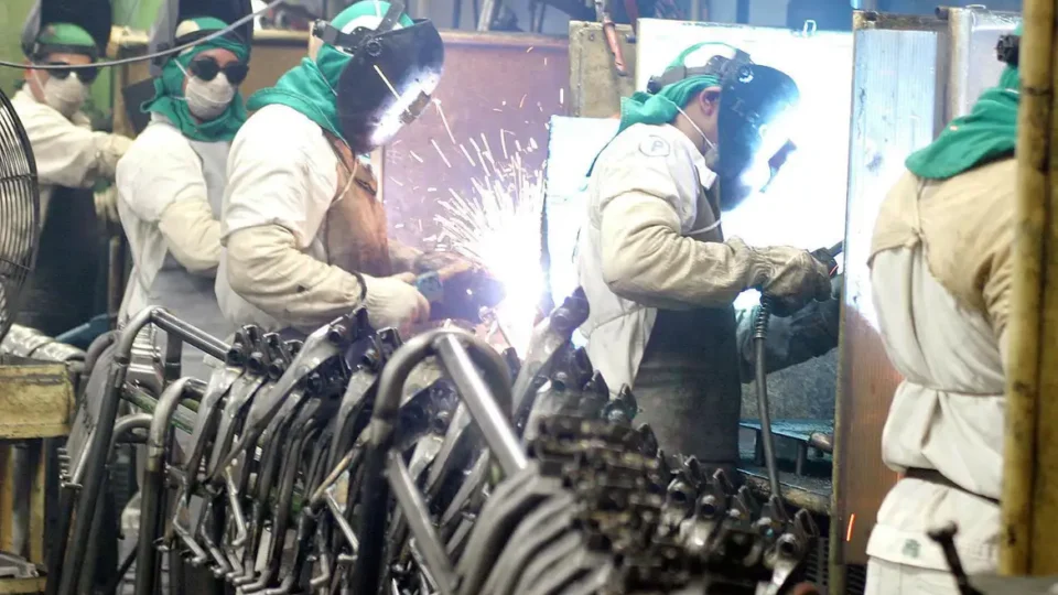 Tarifaço de até 37,5% dos EUA acende alerta para risco reputacional no Brasil