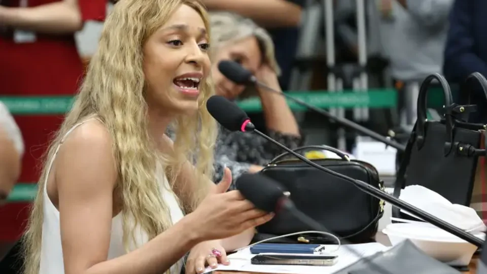Erika Hilton acusa PSOL de descumprir acordos sobre financiamento de campanha
