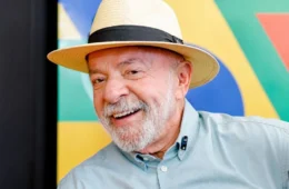“Não me candidatei para fazer coisa para rico”: Lula inaugura etapa de obra e assina acordo de dívida no RJ