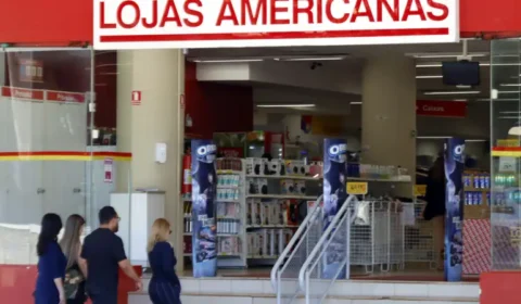 Fraude nas Americanas: Justiça bloqueia R$ 54 bilhões; Beto Sicupira e Paulo Lemann são alvos da PF