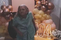 Aos 104 anos, pernambucana viraliza ao dançar forró em festa de aniversário e emociona milhões nas redes