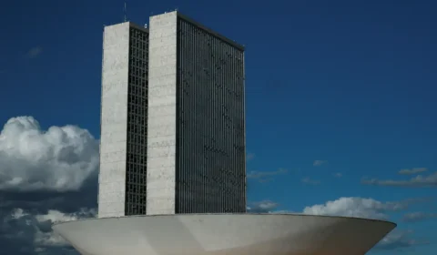 Governo envia projeto à Câmara para ampliar teto de faturamento e limite de funcionários do MEI