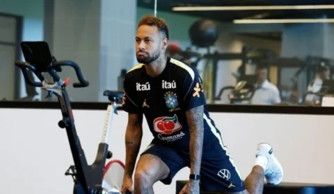 Ancelotti marca data de exame e projeta volta de Neymar aos treinos