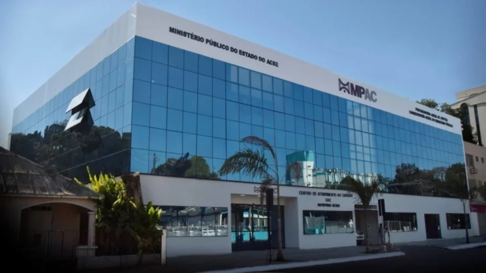 Investigação apura se vereador acumulou cargo público de forma irregular no Acre