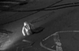 Polícia de Nova York investiga homens que saem de bueiros em busca de objetos de valor