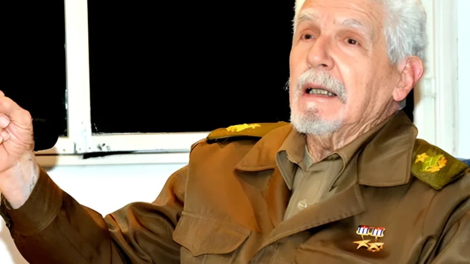 Morre Ramiro Valdés, um dos últimos líderes históricos da Revolução Cubana, aos 94 anos