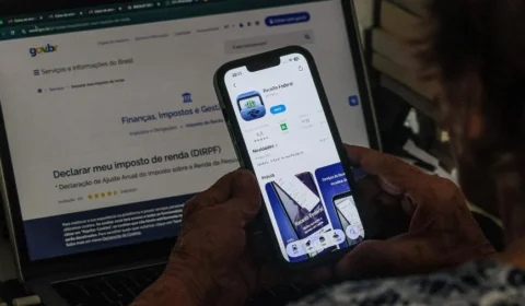 Receita libera consulta ao 2º lote da restituição do Imposto de Renda; veja quem recebe primeiro