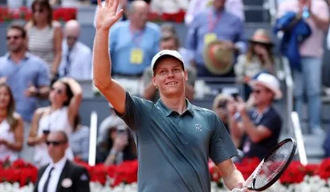 Sinner lidera protesto por premiação maior em Wimbledon 2026