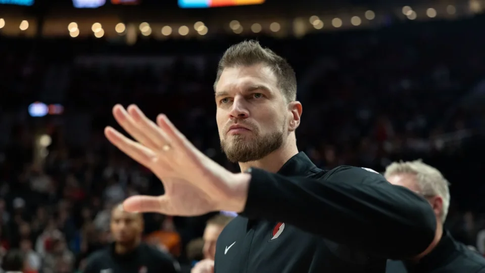 Tiago Splitter assume comando do Chicago Bulls e faz história na NBA