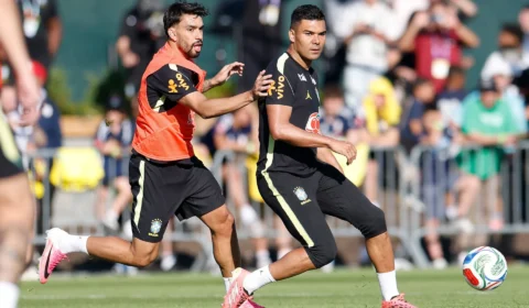 Seleção entra em campo para último teste antes do Mundial