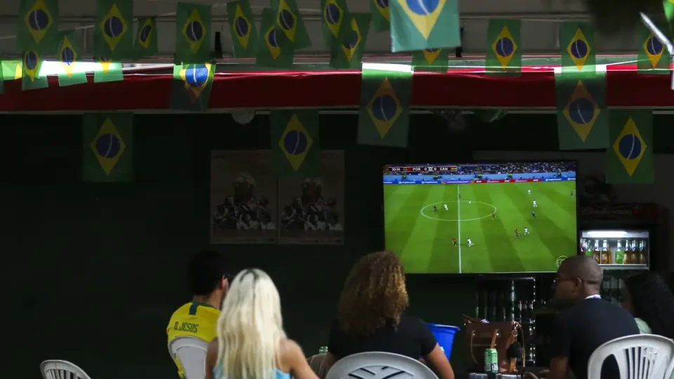 Alerta Mundial 2026: Golpes disparam impulsionadas por Inteligência Artificial e Pix